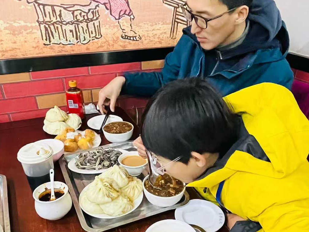 面对食物我很难保持冷静