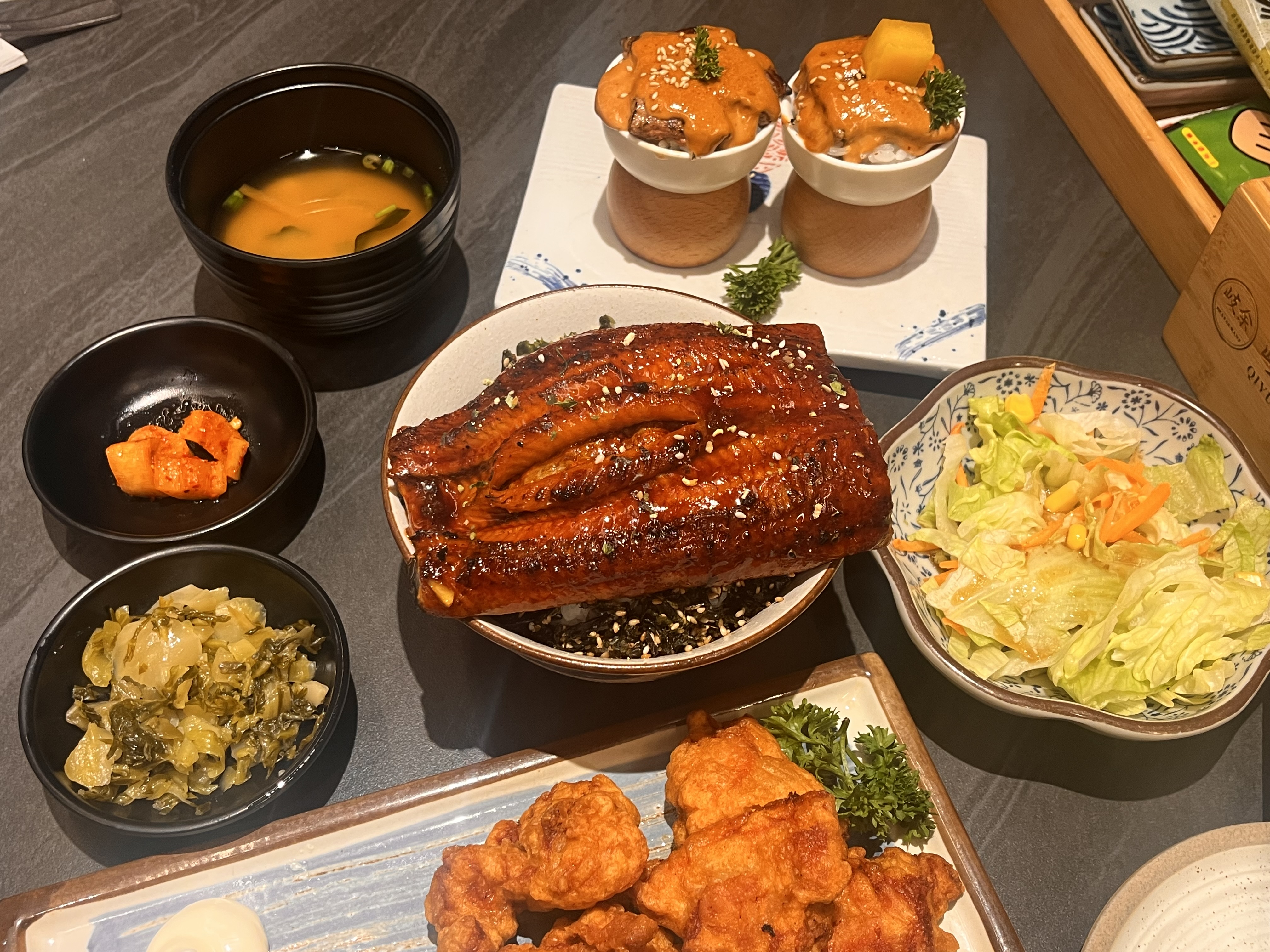 制霸厚蛋鳗鱼饭