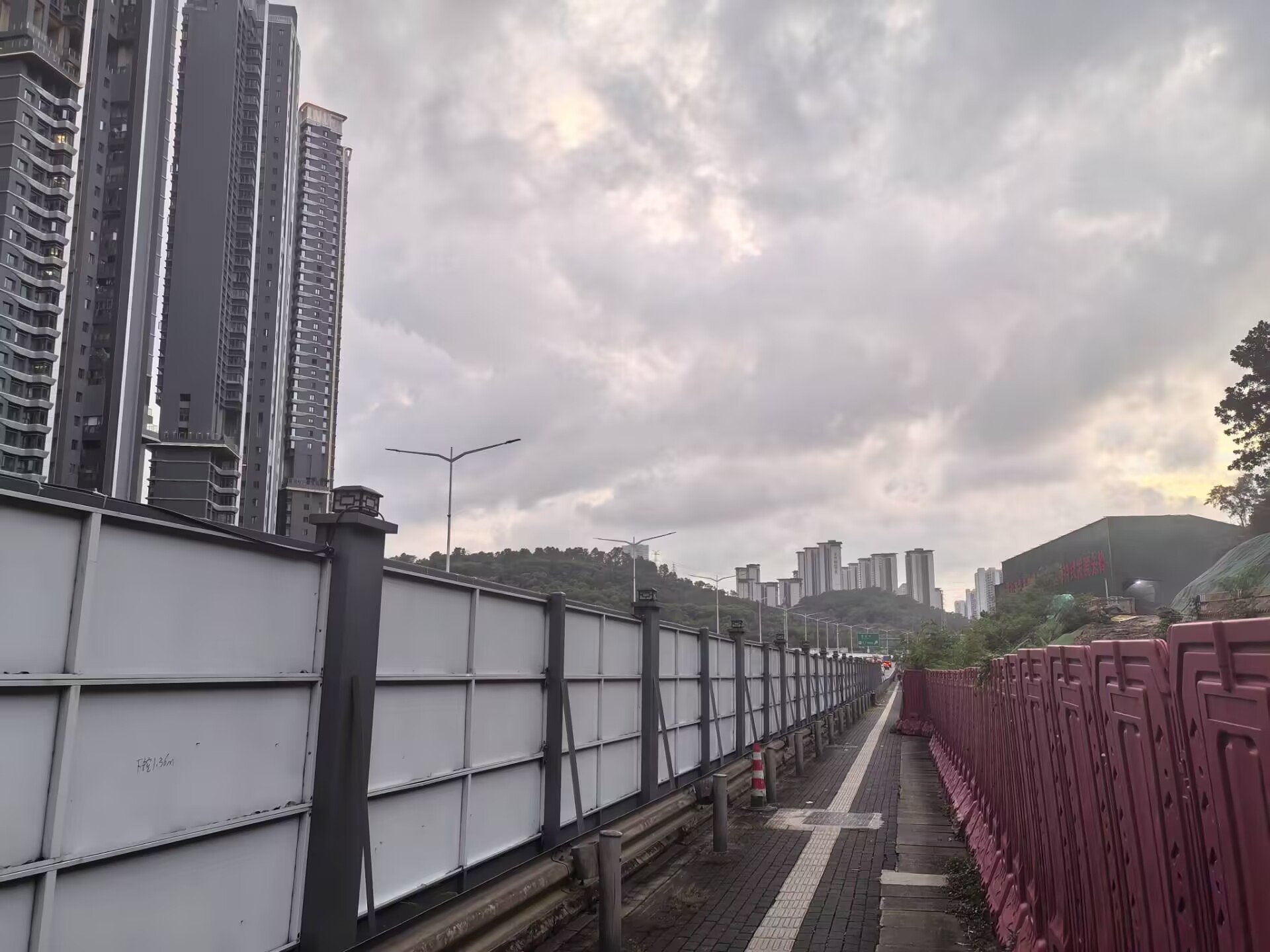 pm6KMHe.jpg