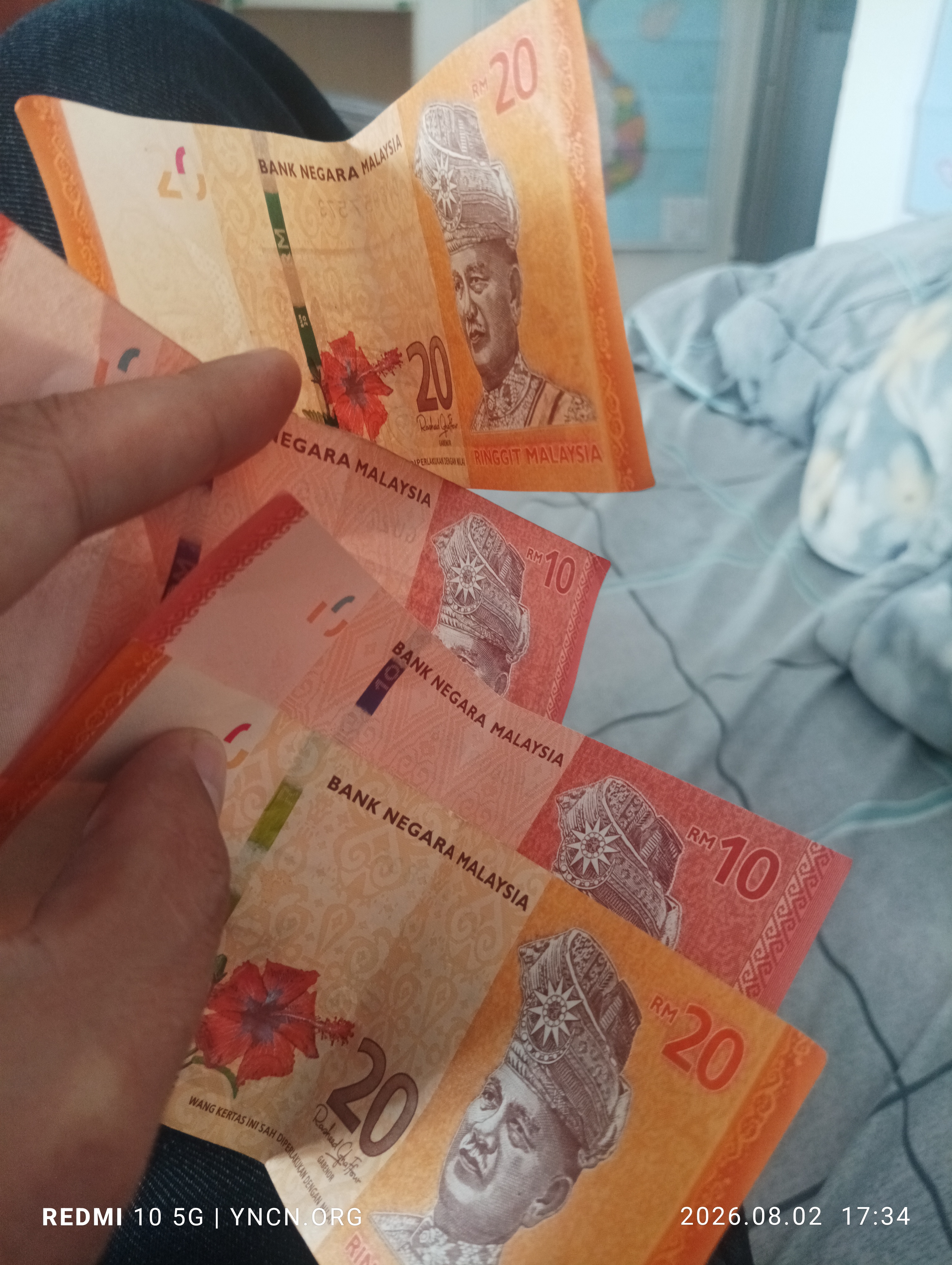 就在做份打赏的工作。