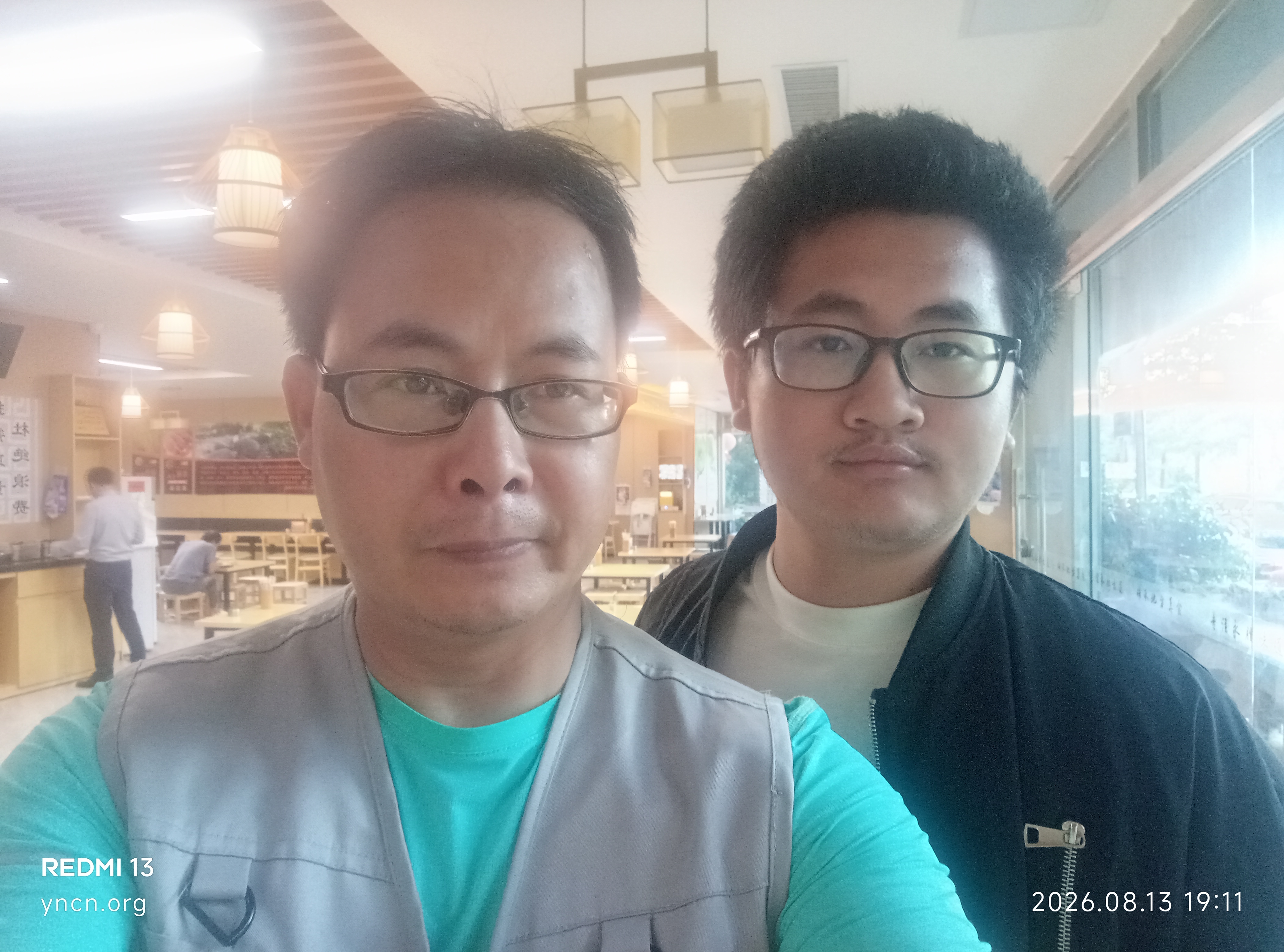 请输入图片描述